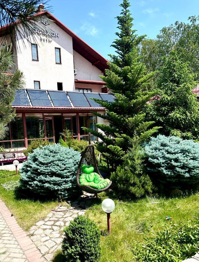 Tian-Shan Hotel Bișkek Exterior foto